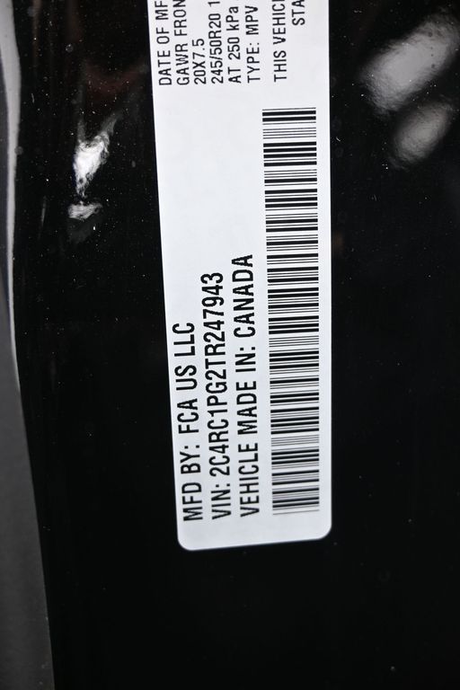 New 2026 Diamond Black Crystal Pearlcoat Chrysler Pinnacle image 27