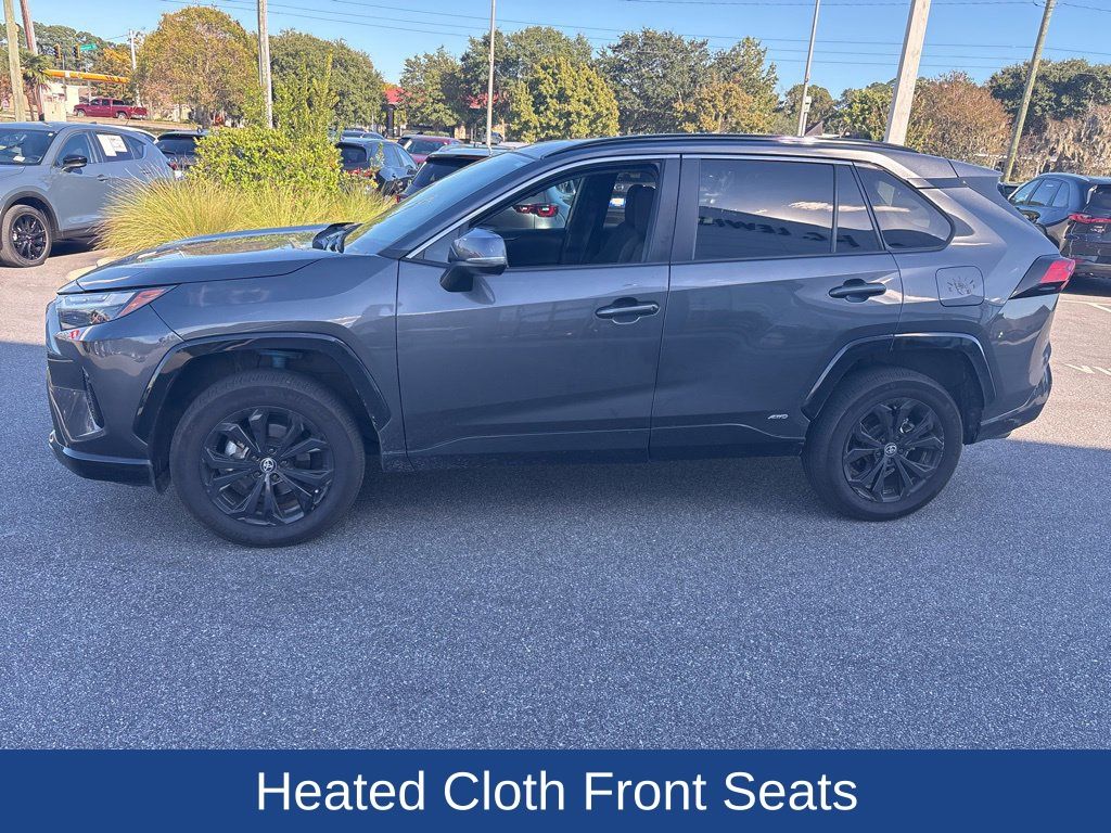 2023 Toyota RAV4 Hybrid SE