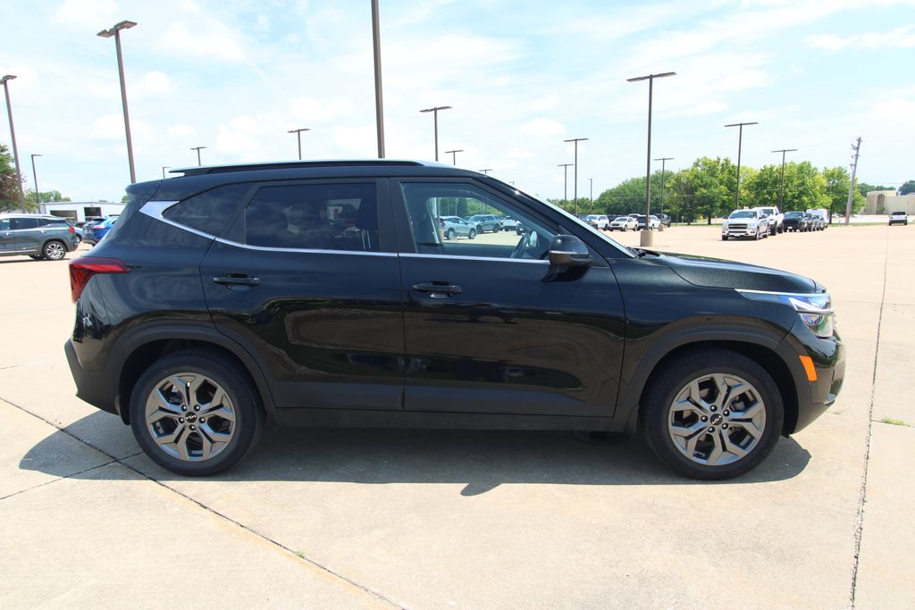 Used 2024 Kia Seltos SUV