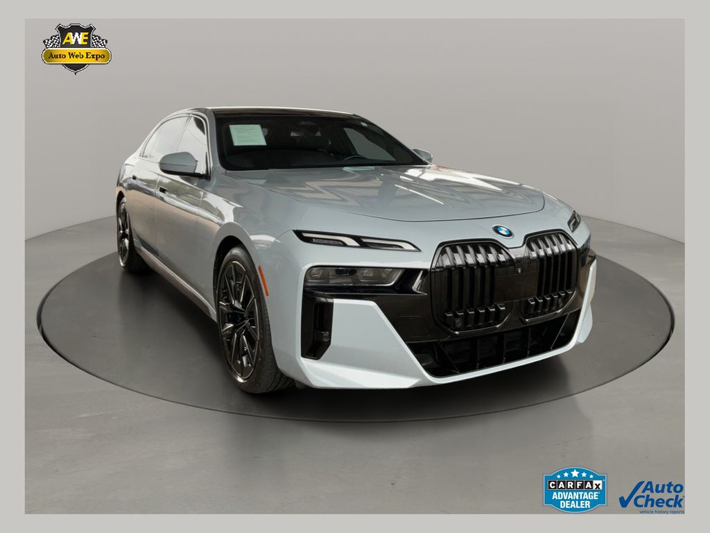 Brooklyn Gray Metallic 2023 BMW 7 Series 740i RWD Sedan Rear-Wheel Drive 8-Speed Automatic