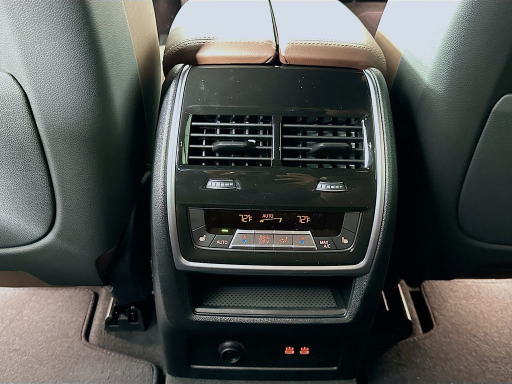 Thumbnail: 2026 BMW X5 - 18