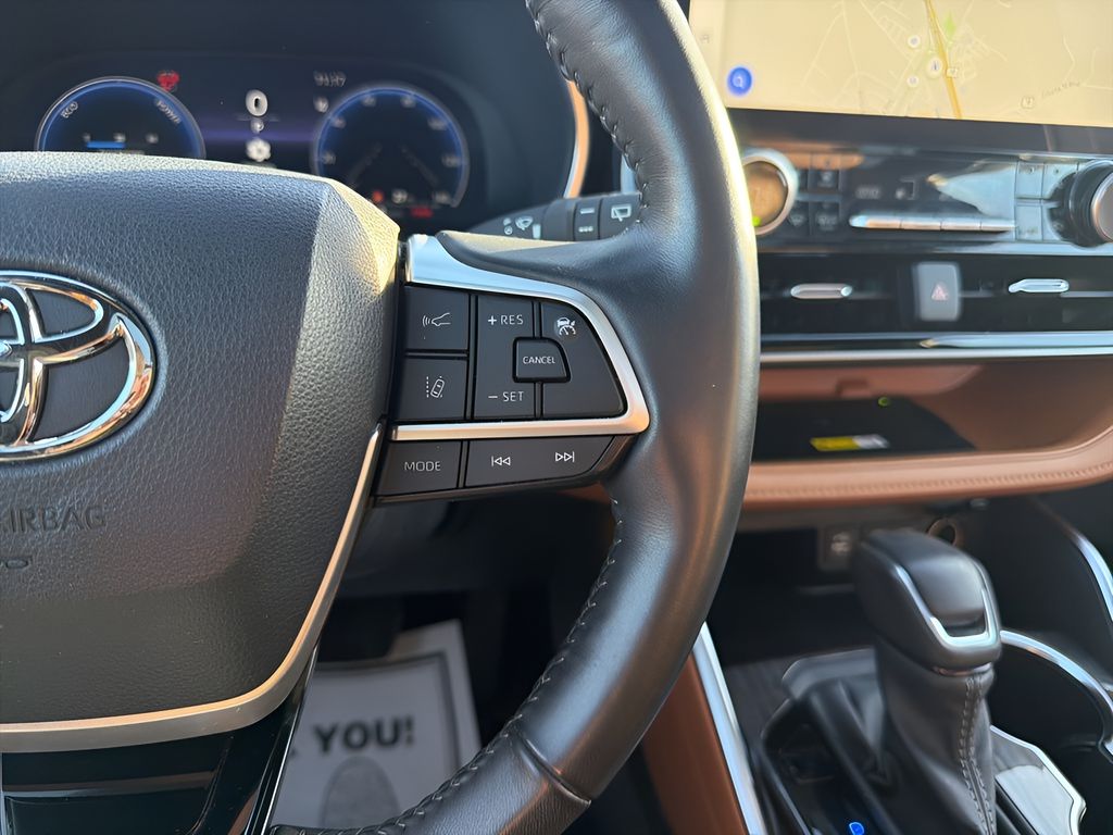 2023 Toyota Highlander Hybrid