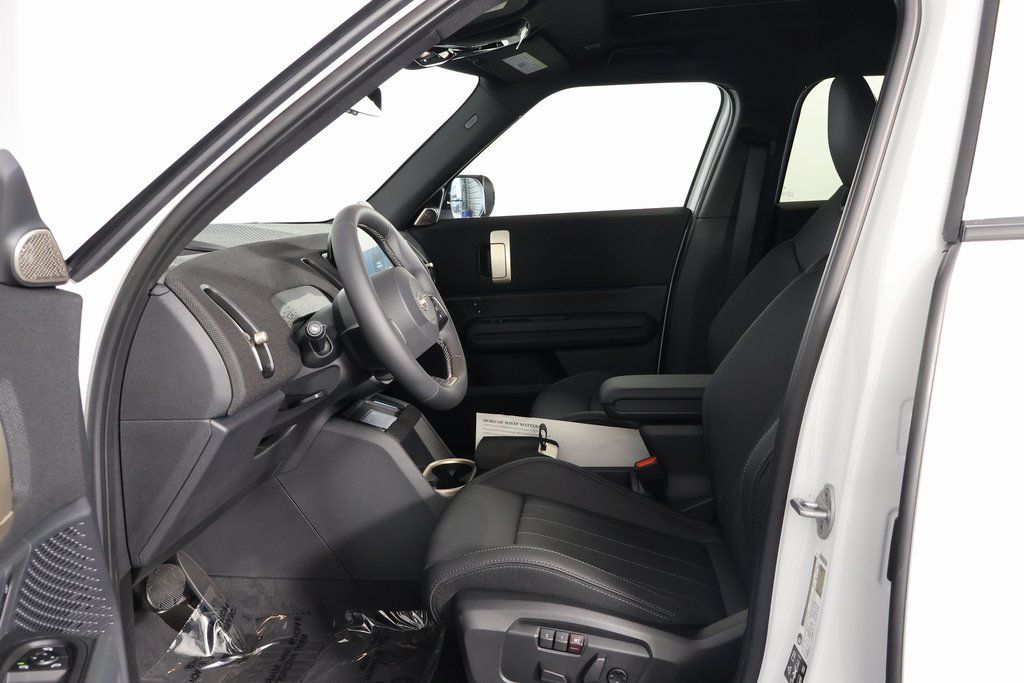 Thumbnail: 2027 MINI Cooper Countryman - 5