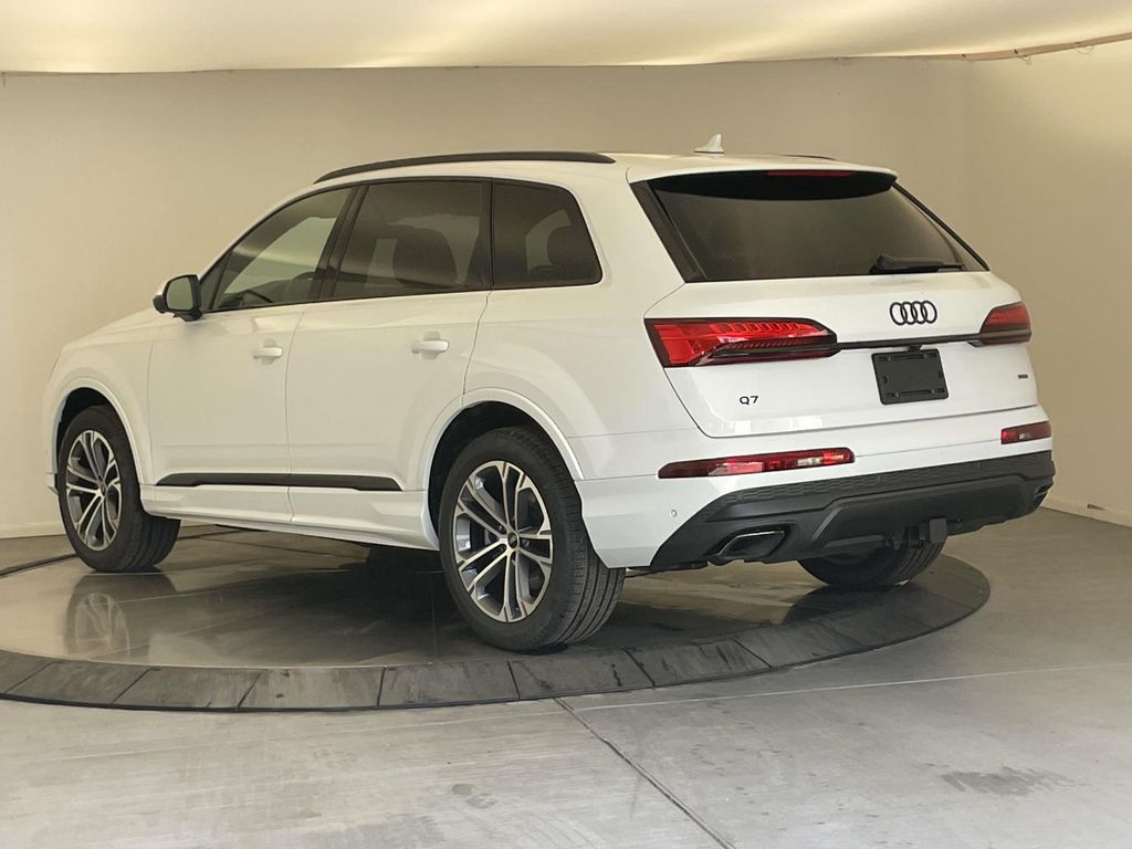 2026 Audi Q7 45 Premium White at Audi Porsche Sewickley