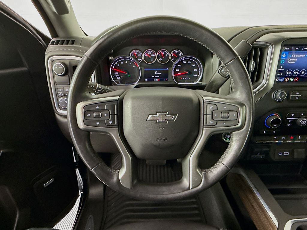 Thumbnail: 2022 Chevrolet Silverado 1500 - 11