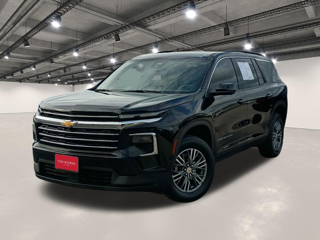 Mosaic Black Metallic 2024 Chevrolet Traverse LT FWD SUV / Crossover Front-Wheel Drive 8-Speed Automatic