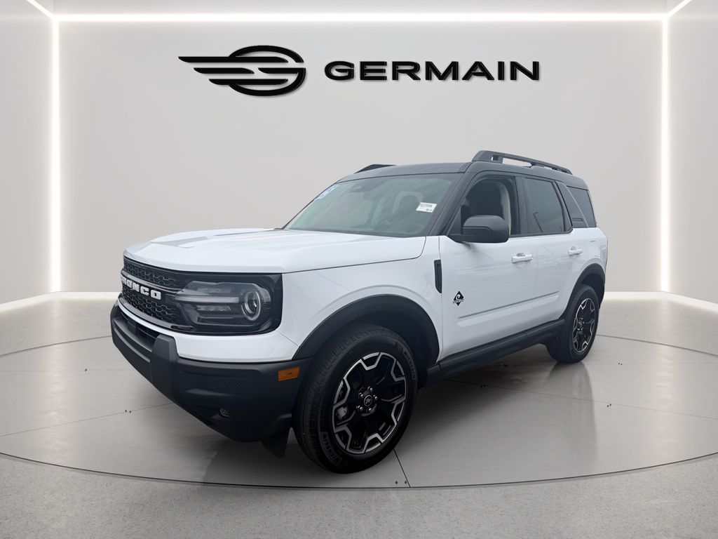 Certified Used 2025 White Ford Outer Banks image 4