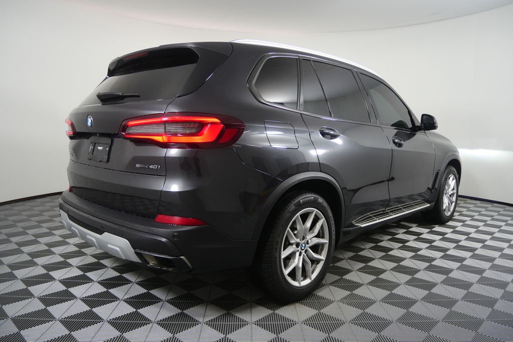 Thumbnail: 2023 BMW X5 - 3