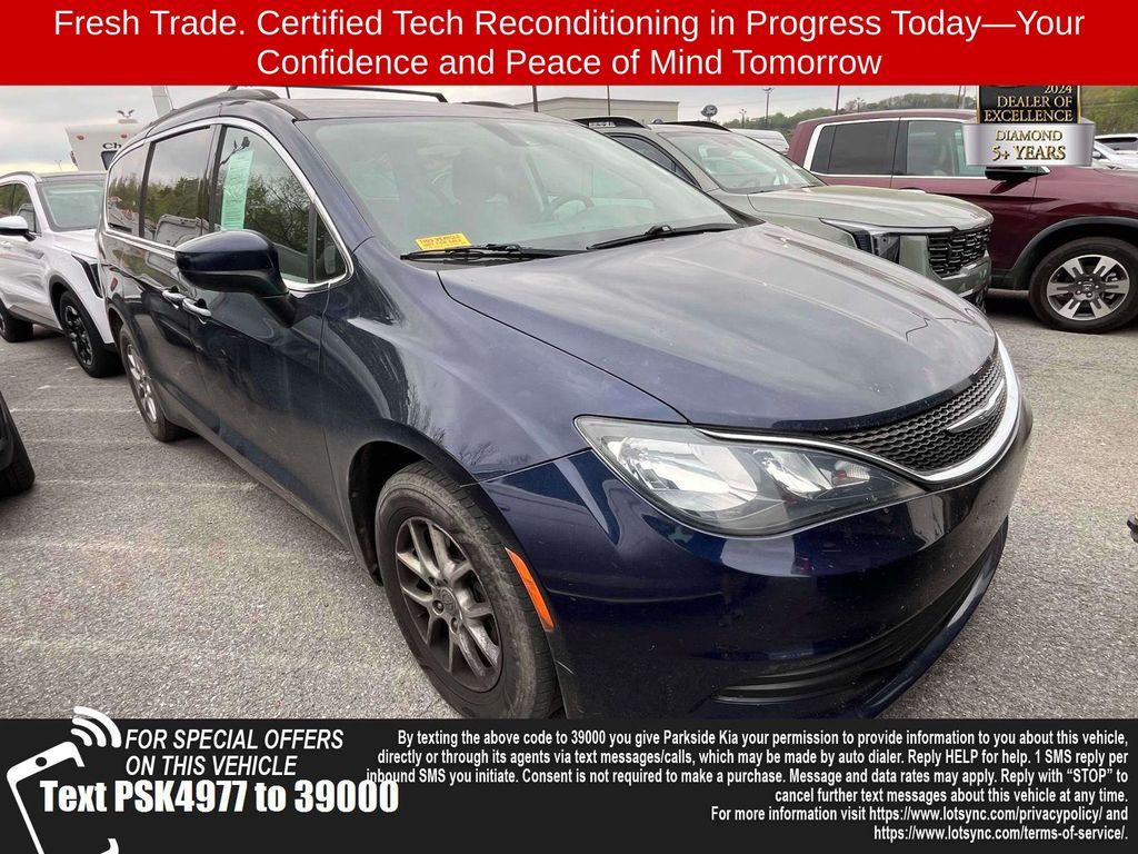 2017 Chrysler Pacifica Touring FWD