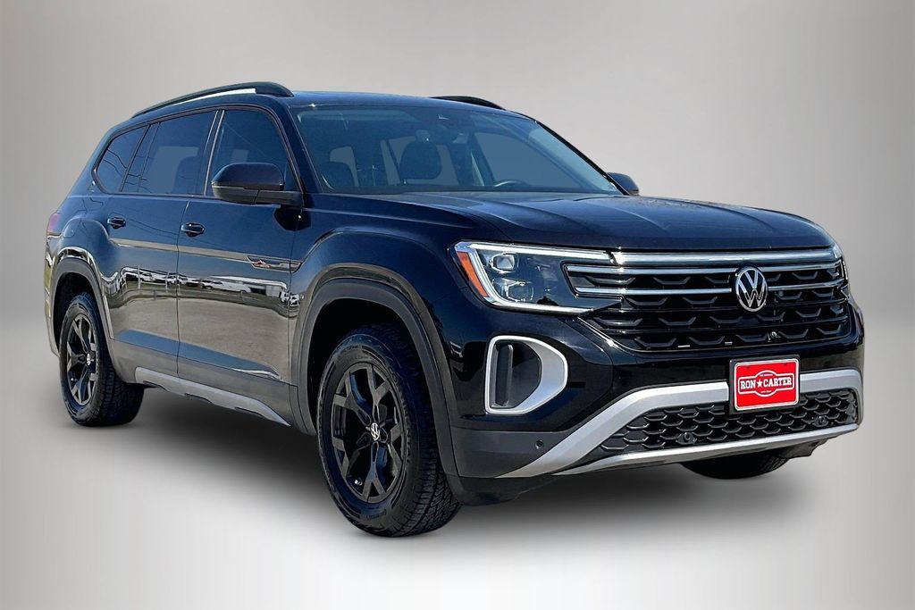 Used 2025 Volkswagen Atlas 2.0T Peak Edition 4D Sport Utility