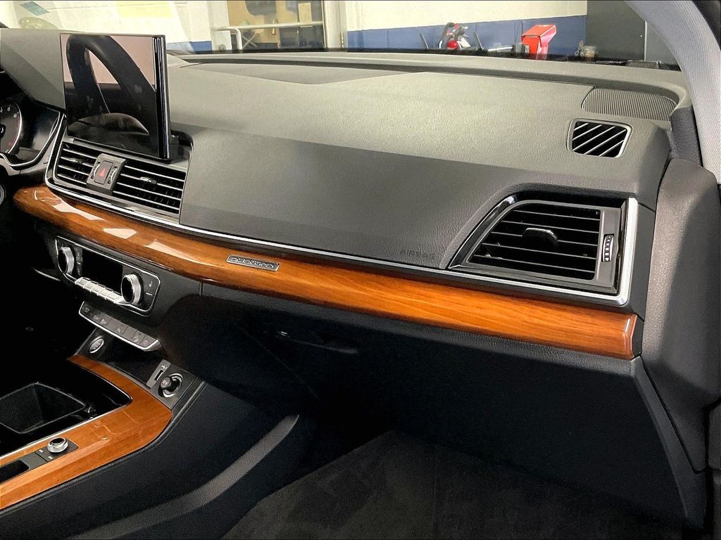 2023 Audi Q5 — photo 13