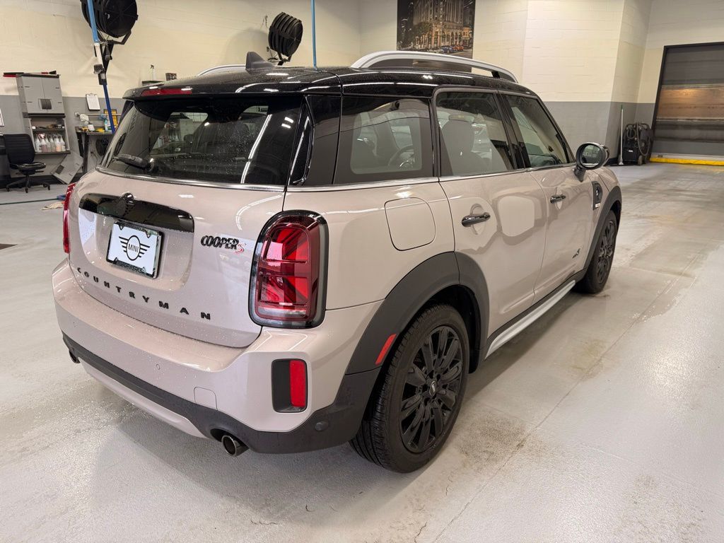 2023 MINI Cooper Countryman S 6