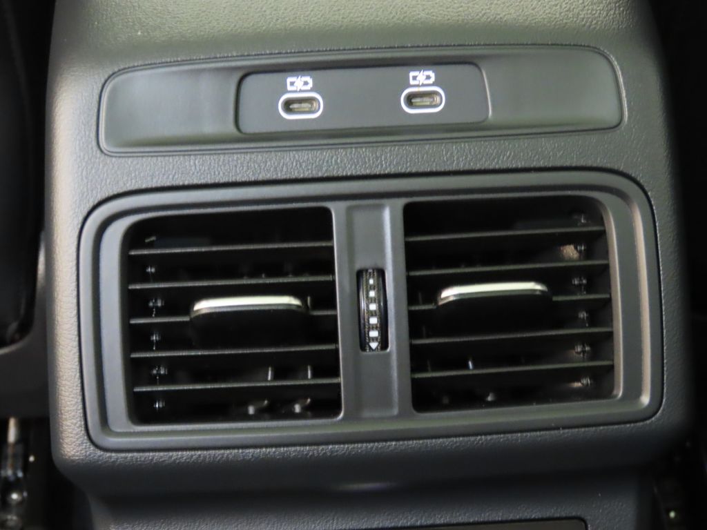 Thumbnail: 2025 Audi Q5 - 25