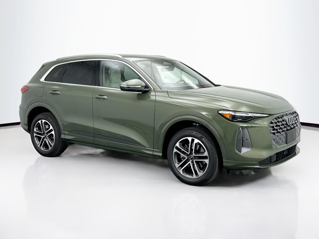 Thumbnail: 2025 Audi Q5 - 3