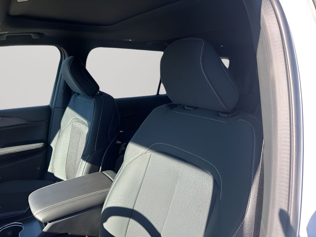 New Car 2025 Jeep Grand Cherokee L  For Sale Under $50,000 In Austin, Texas