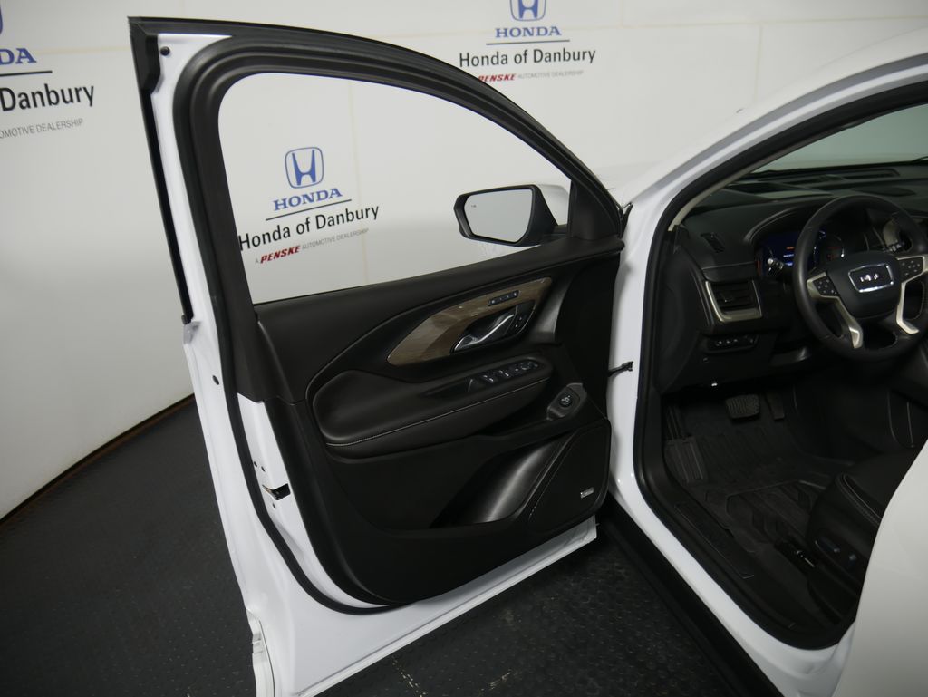 Thumbnail: 2022 GMC Terrain - 10