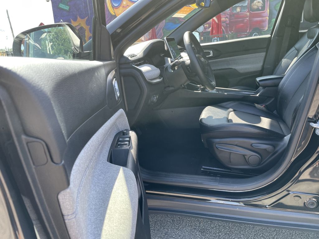 Used 2024 Jeep Compass SUV