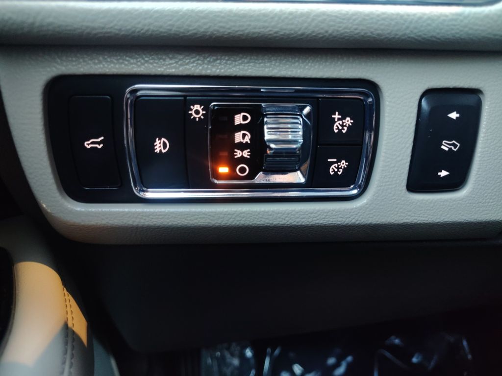 Used Car 2022 Lincoln Navigator  Reserve For Sale Under $60,000 In Austin, Texas