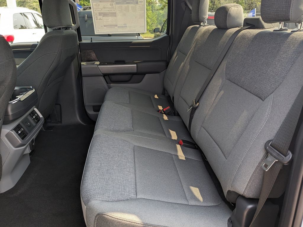 2025 Ford F-150 Lightning XLT