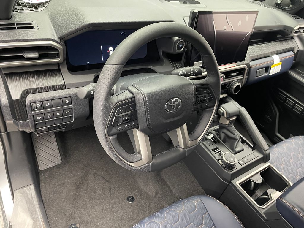 Thumbnail: 2025 Toyota 4Runner - 11
