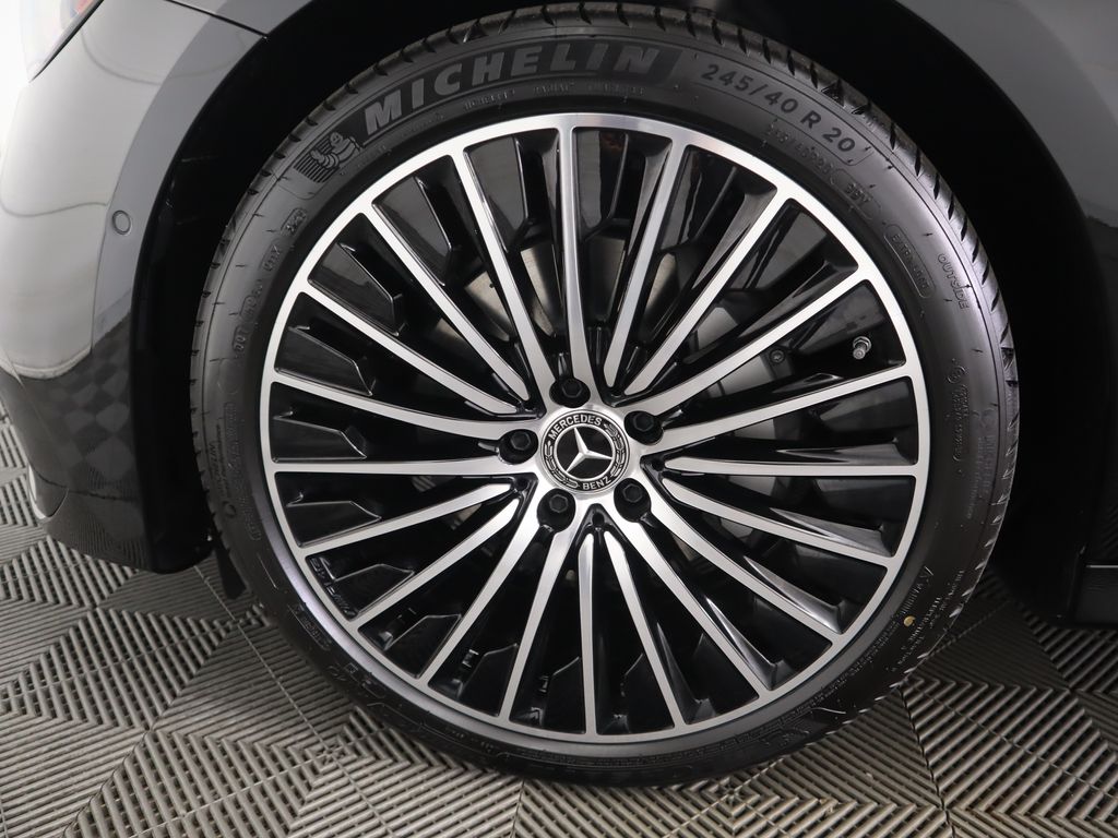 Thumbnail: 2026 Mercedes-Benz E-Class - 32