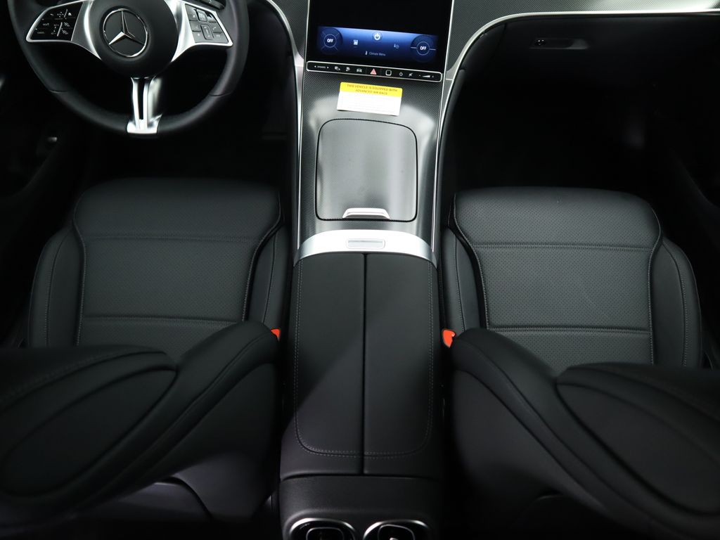 2025 Mercedes-Benz GLC 350 18