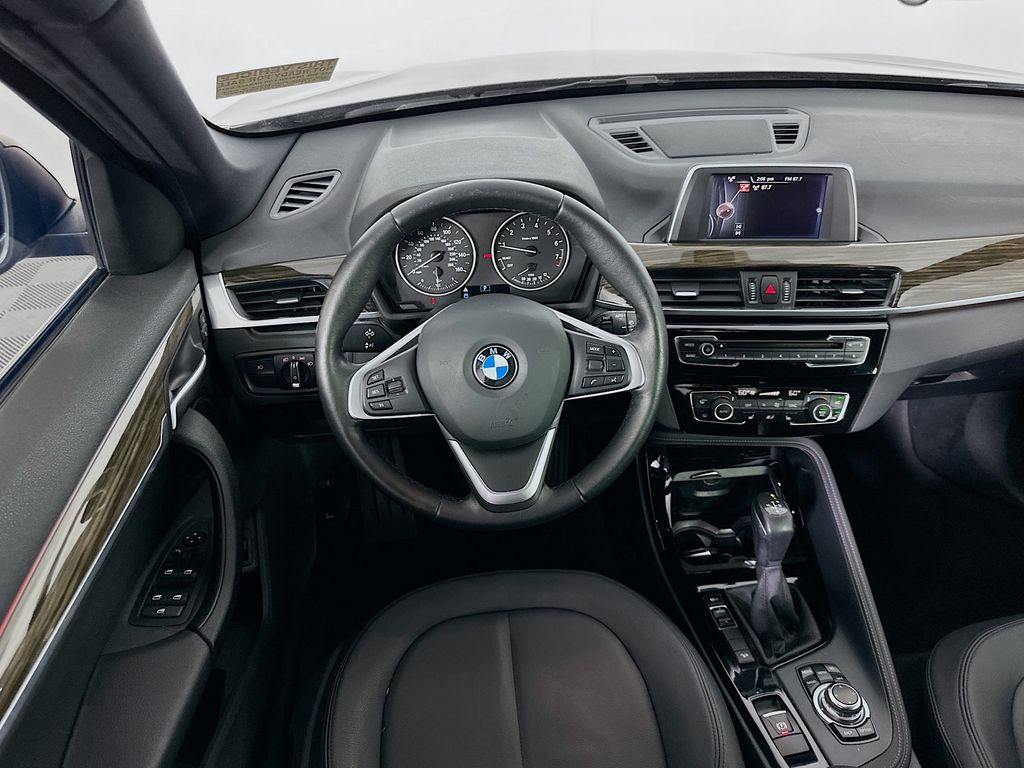 Thumbnail: 2016 BMW X1 - 21