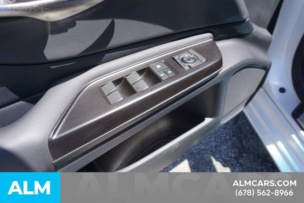 Used 2019 White Lexus 350 image 53