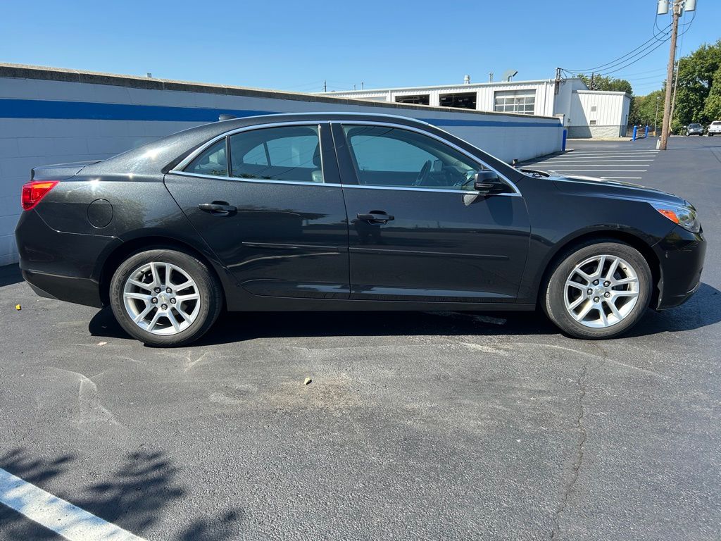 Thumbnail: 2014 Chevrolet Malibu - 6