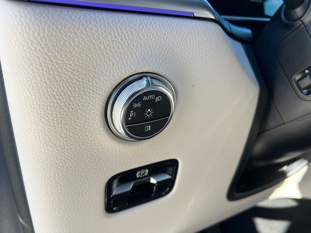 new 2026 Mercedes-Benz GLC car