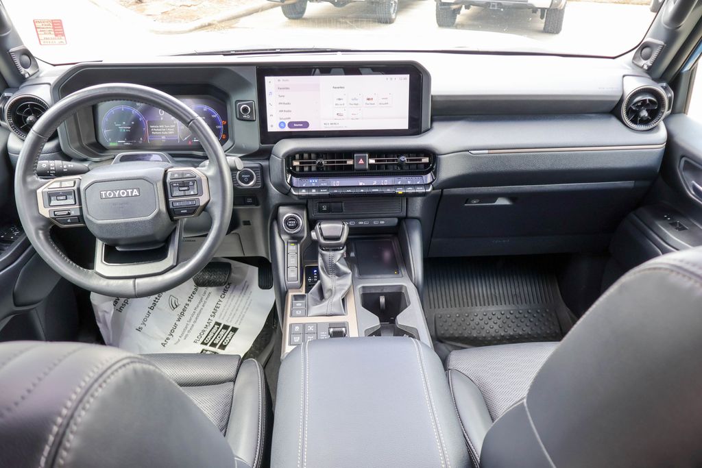 View vehicle photo 7
