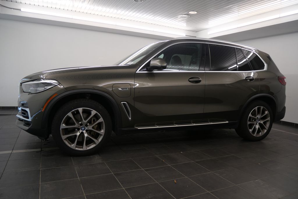 2023 BMW X5 xDrive45e 2