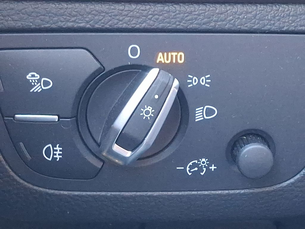 Thumbnail: 2022 Audi Q5 - 24