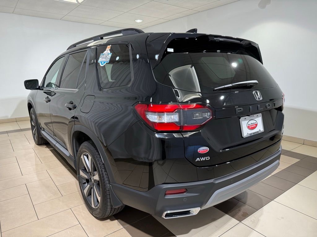 Thumbnail: 2025 Honda Pilot - 3