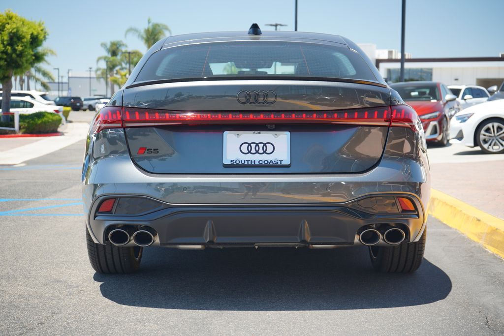 Thumbnail: 2025 Audi S5 - 4