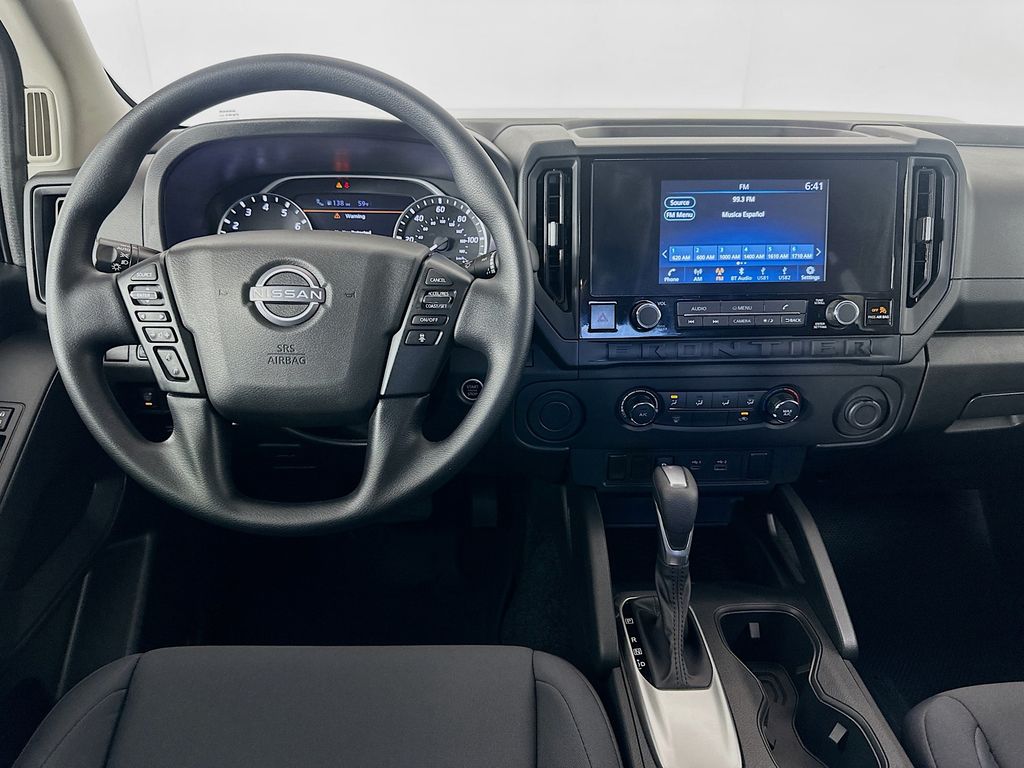 Thumbnail: 2025 Nissan Frontier - 21