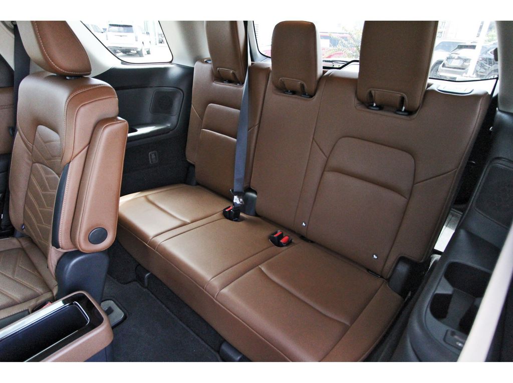 2024 Nissan Pathfinder Platinum Gray at North Houston Mitsubishi