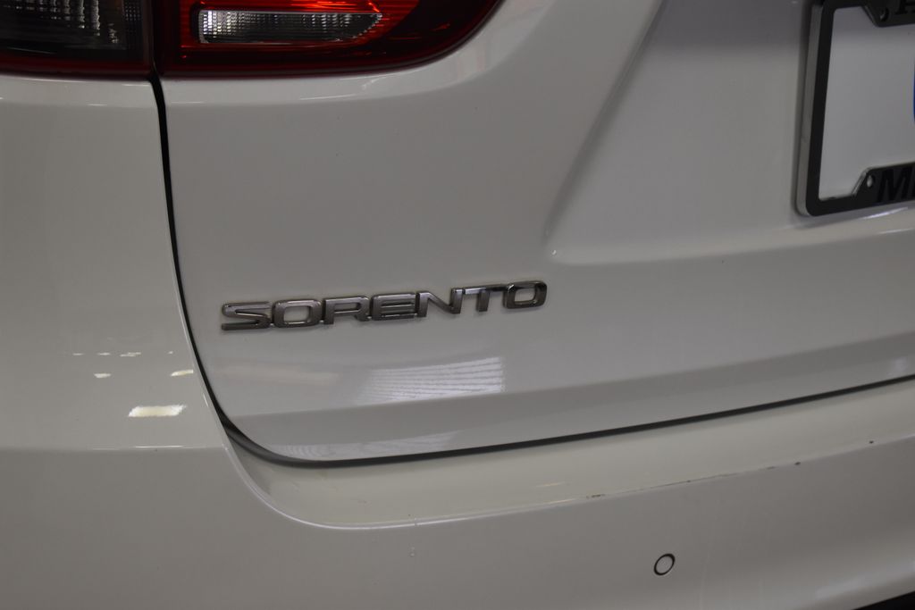 2019 Kia Sorento LX 6