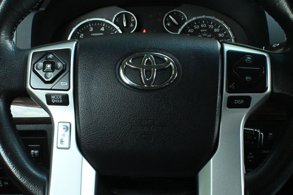 2017 Toyota Tundra Limited 21
