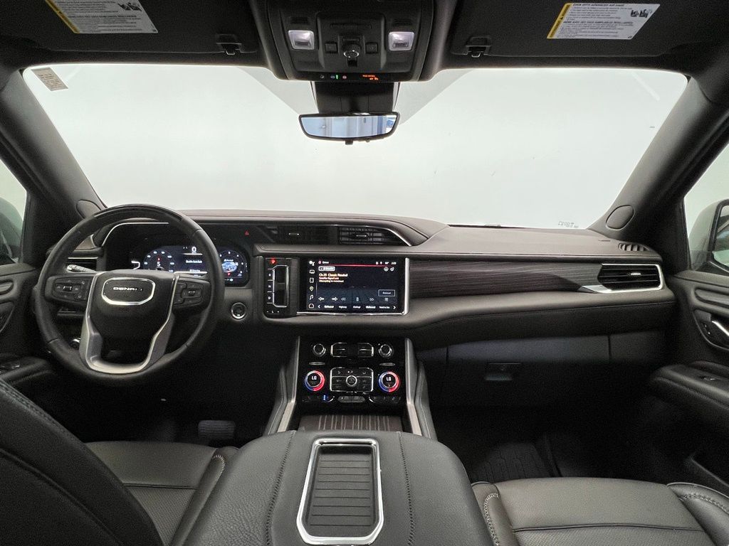 2024 GMC Yukon XL Denali 12