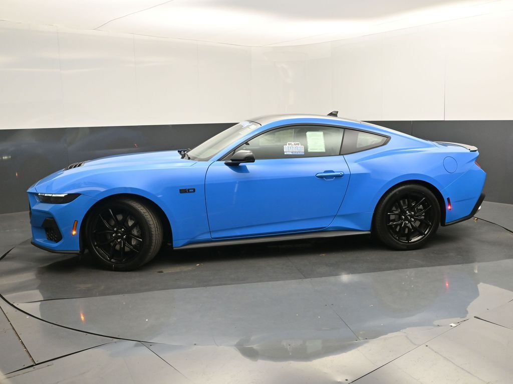 2025 Ford Mustang GT Premium Fastback