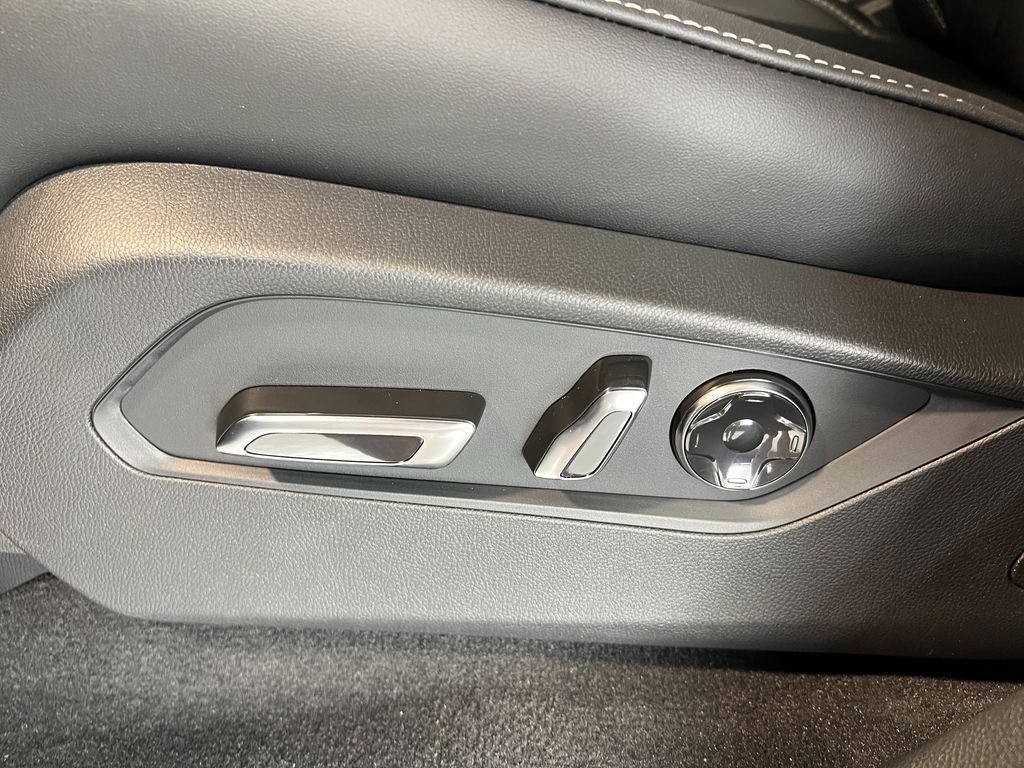 new 2026 Acura MDX car, priced at $60,850