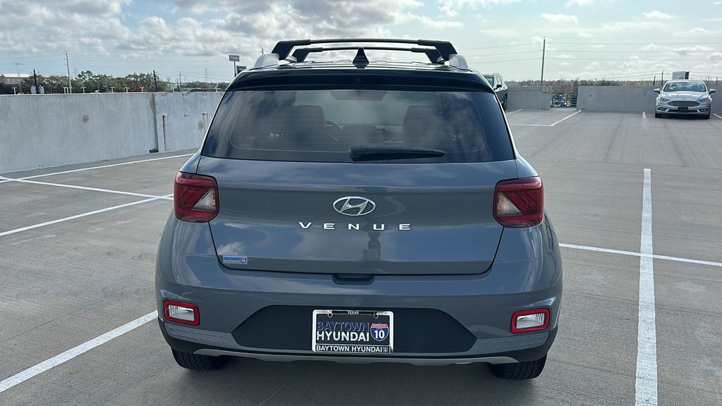 2022 Hyundai Venue Limited Gray at Baytown Hyundai
