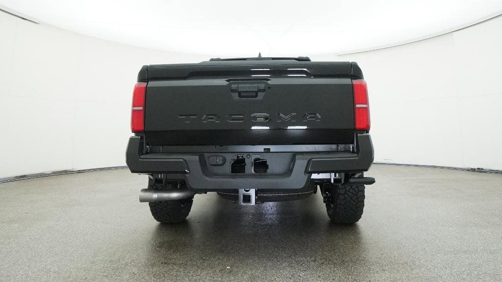Thumbnail: 2025 Toyota Tacoma - 2