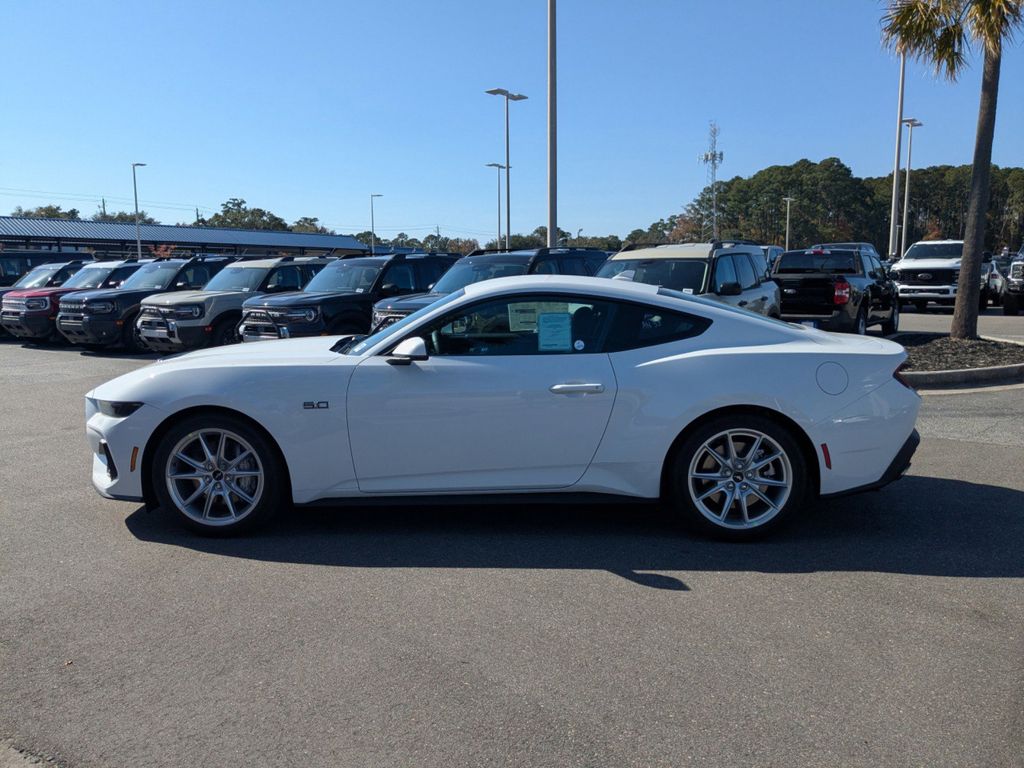 2025 Ford Mustang GT Premium Fastback