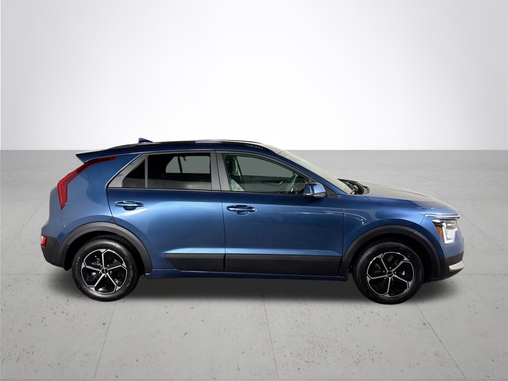 2025 Kia Niro EX