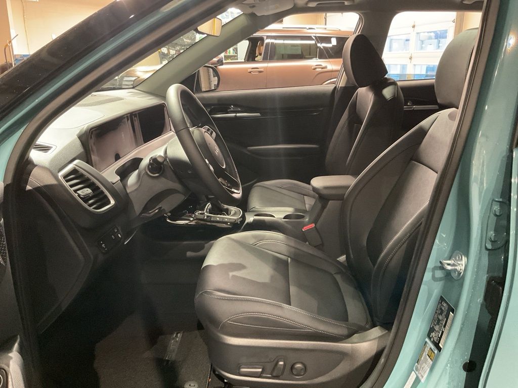 New 2026 Blue Kia EX image 9