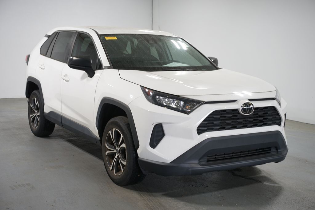 Thumbnail: 2022 Toyota RAV4 - 3