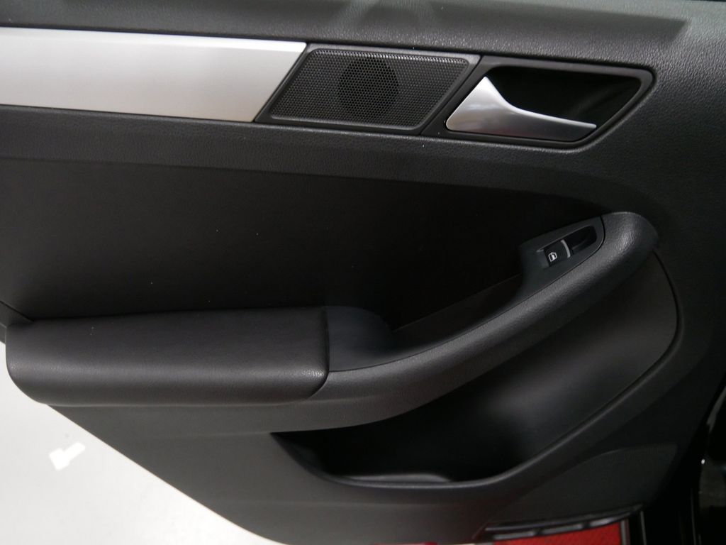 Used 2013 Volkswagen Jetta Sedan