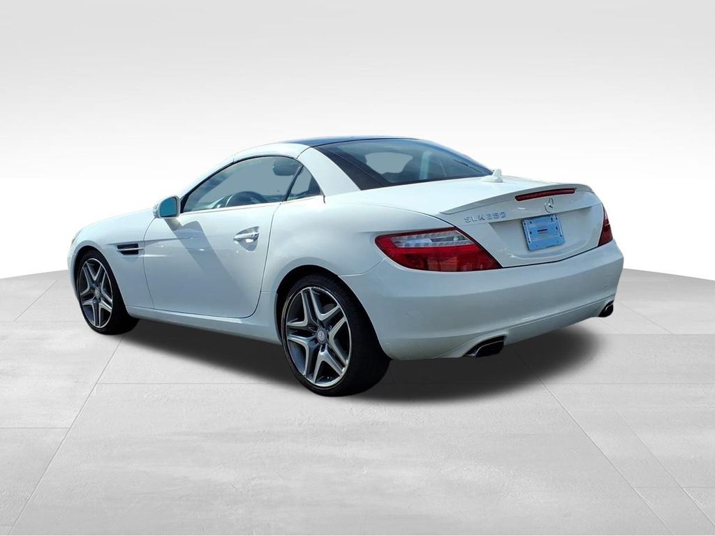 2014 Mercedes Benz SLK 250 photo 4